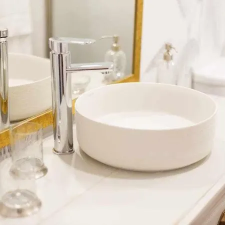 Boutique Calma Nerea By Kubik